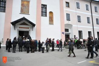 Odhod k sveti maši. Foto: A. Jerin, 2018 