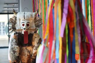 Na razstavi Pustni orači Okič. Foto: M. Špiček, 2021 