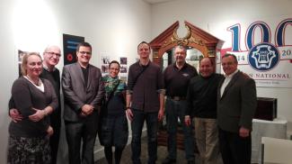 Skupinska fotografija z odprtja. 