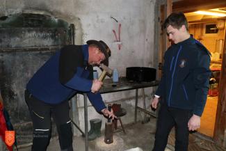 Priprava možnarja. Foto: M. Špiček, 2018