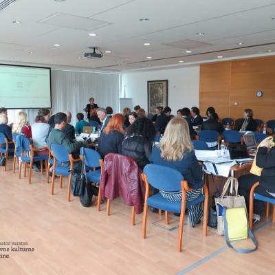 Srečanje strokovnjakov za nesnovno kulturno dediščino, ki je potekalo v Madžarskem muzeju na prostem v Szentendreju. Foto: Anja Jerin, 2016. 